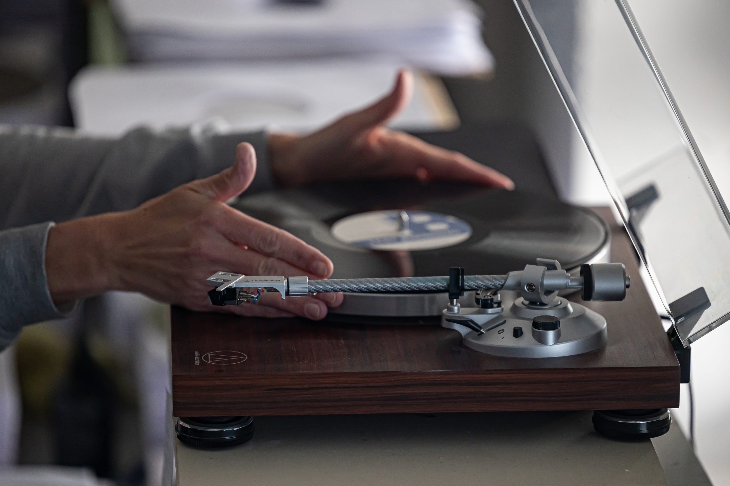 A record on the turntable at Hanaton